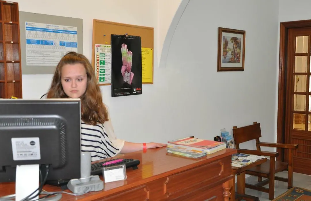 Hostal Mourelos-1